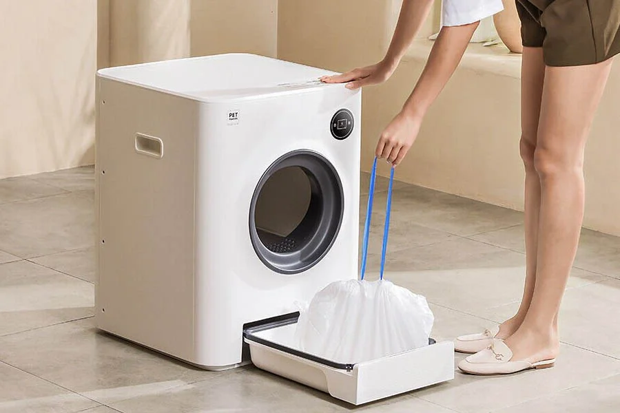 auto scooping litter box